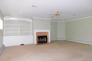 1036 Benjamin Vankeuren Dr, Pine Bush, NY 12566 - Photo 7