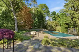 23 Woodhull Rd, East Setauket, NY 11733 - Photo 29
