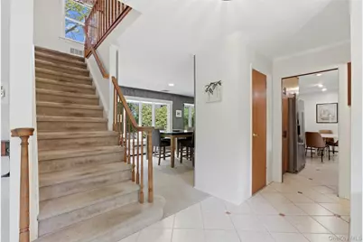 23 Woodhull Road, East Setauket, NY 11733 - Photo 5
