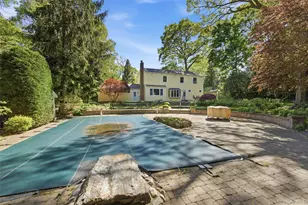 23 Woodhull Rd, East Setauket, NY 11733 - Photo 27
