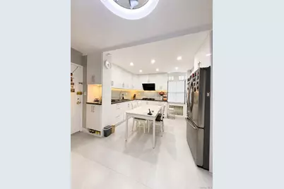6615 Wetherole Street #10, Rego Park, NY 11374 - Photo 5
