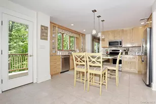 245 W Central Ave, Pearl River, NY 10965 - Photo 15
