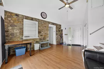 1225 Albany Post Road, Croton on Hudson, NY 10520 - Photo 9