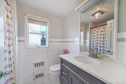 2958 Court Street, Oceanside, NY 11572 - Photo 17
