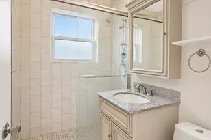 70-12 Kissena Blvd, Flushing, NY 11367 - Photo 7