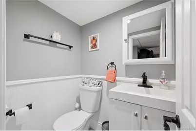 2197 Pine Street, Wantagh, NY 11793 - Photo 33