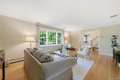 189 Cambon Avenue, Saint James, NY 11780 - Photo 5