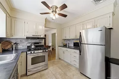 189 Cambon Avenue, Saint James, NY 11780 - Photo 13