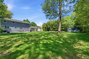 189 Cambon Ave, Saint James, NY 11780 - Photo 41