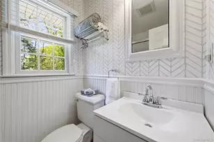 189 Cambon Ave, Saint James, NY 11780 - Photo 29