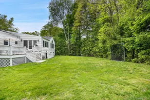 31 Burns Pl, Briarcliff Manor, NY 10510 - Photo 29