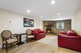 31 Burns Pl, Briarcliff Manor, NY 10510 - Photo 23