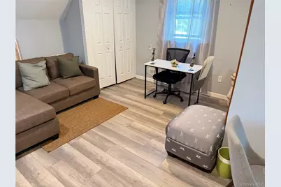 17 Mallory Road, Spring Valley, NY 10977 - Photo 23