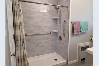 5 Thorpe Lane, East Islip, NY 11730 - Photo 19