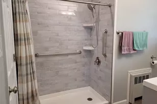5 Thorpe Ln, East Islip, NY 11730 - Photo 19