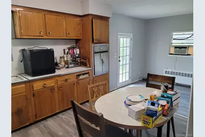 5 Thorpe Lane, East Islip, NY 11730 - Photo 13