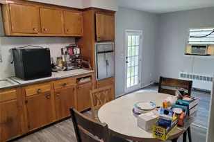 5 Thorpe Ln, East Islip, NY 11730 - Photo 13