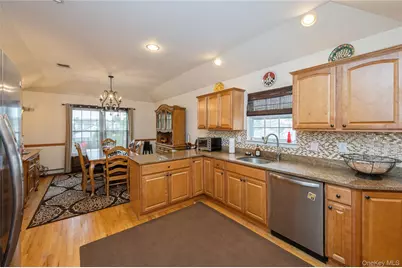 30 Baltimore Avenue, Massapequa, NY 11758 - Photo 5