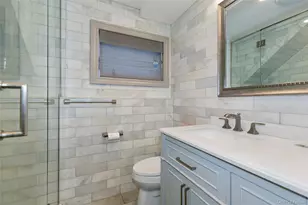22 Olive St, Great Neck, NY 11020 - Photo 17