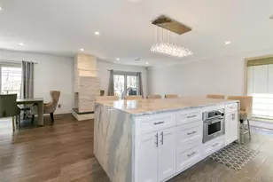 22 Olive St, Great Neck, NY 11020 - Photo 7