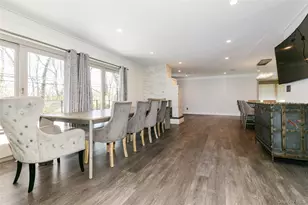 22 Olive St, Great Neck, NY 11020 - Photo 5