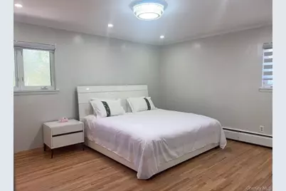 2187 Clover Court, East Meadow, NY 11554 - Photo 15