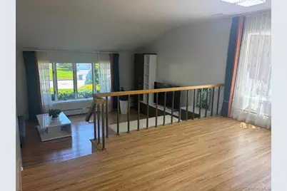2187 Clover Court, East Meadow, NY 11554 - Photo 5