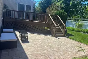 2187 Clover Ct, East Meadow, NY 11554 - Photo 29