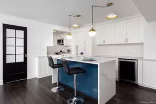 55 E 9th St, New York, NY 10003 - Photo 3
