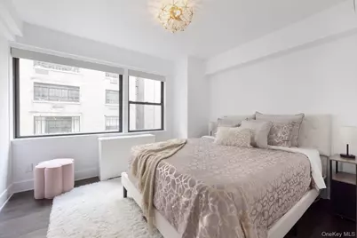 55 E 9th Street #3M, New York, NY 10003 - Photo 7