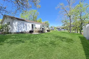 199 Stanley Dr, Centereach, NY 11720 - Photo 19