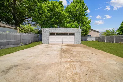 37 Hoffman Drive, Kings Park, NY 11754 - Photo 27