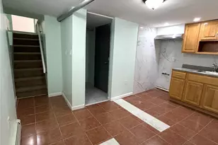 90-10 214th St, Queens Village, NY 11428 - Photo 15
