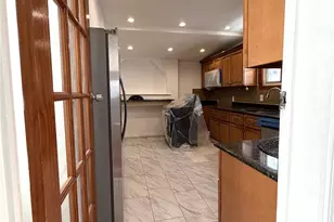 90-10 214th St, Queens Village, NY 11428 - Photo 19
