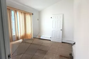 90-10 214th St, Queens Village, NY 11428 - Photo 11
