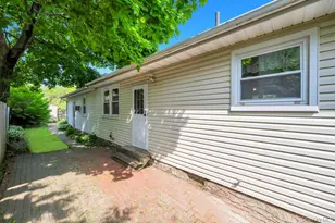 270 7th St, Saint James, NY 11780 - Photo 19