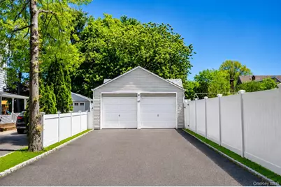 49 Clearview Street, Huntington, NY 11743 - Photo 31