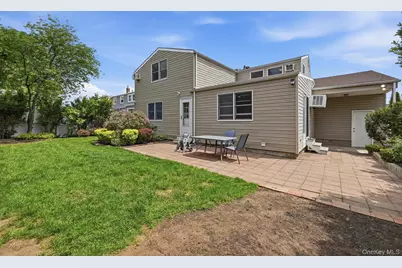 249 N 6th Street, Bethpage, NY 11714 - Photo 5