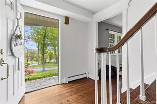 2 Watergate Dr, Amawalk, NY 10501 - Photo 3