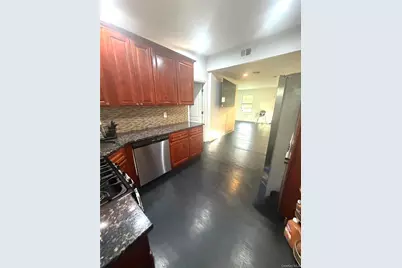 1013 Merriam Road, Bay Shore, NY 11706 - Photo 25