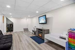 209 Cypress Dr, Mastic Beach, NY 11951 - Photo 25