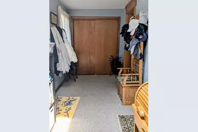 84 Woodlawn Avenue, Valley Stream, NY 11581 - Photo 9