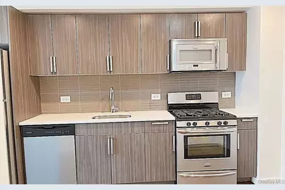 1215 Broadway #603, Astoria, NY 11106 - Photo 3