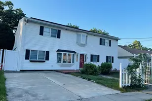 12 Vernon St, Plainview, NY 11803 - Photo 3