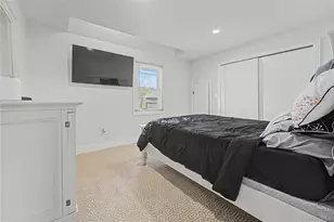 15 Johnson St, Amityville, NY 11701 - Photo 5