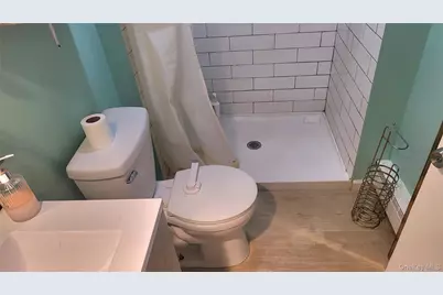 242 Mansion Street, Poughkeepsie, NY 12601 - Photo 37