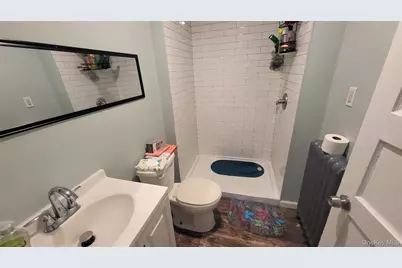 242 Mansion Street, Poughkeepsie, NY 12601 - Photo 19