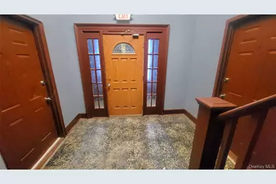 242 Mansion Street, Poughkeepsie, NY 12601 - Photo 5