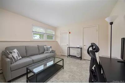51 Carriage Hill Lane, Poughkeepsie, NY 12603 - Photo 21