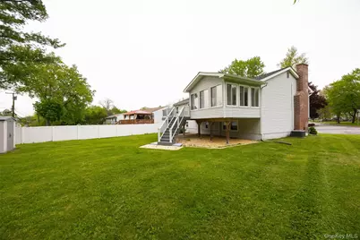 51 Carriage Hill Lane, Poughkeepsie, NY 12603 - Photo 25